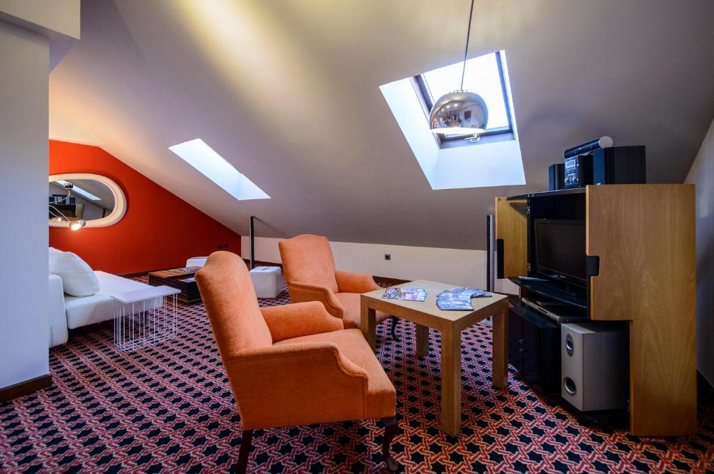 Hotel Rio Cea Puente Almuhey Extérieur photo